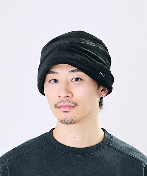 BLACK モデル頭囲：58.5cm