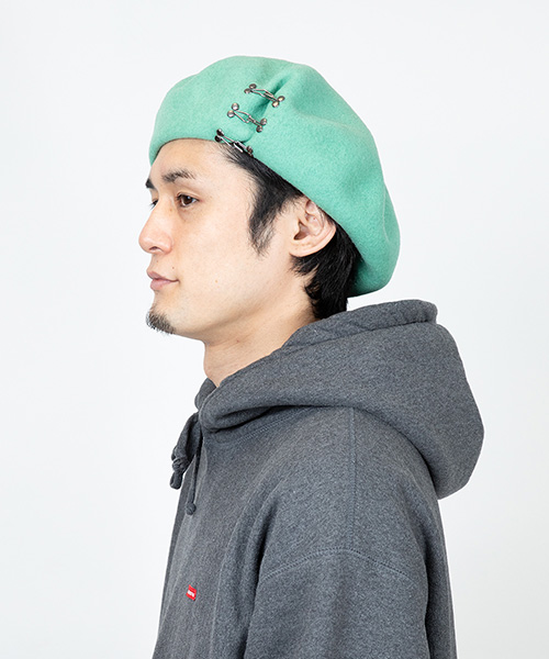 モデル頭囲：58cm 着用サイズ：ONESIZE