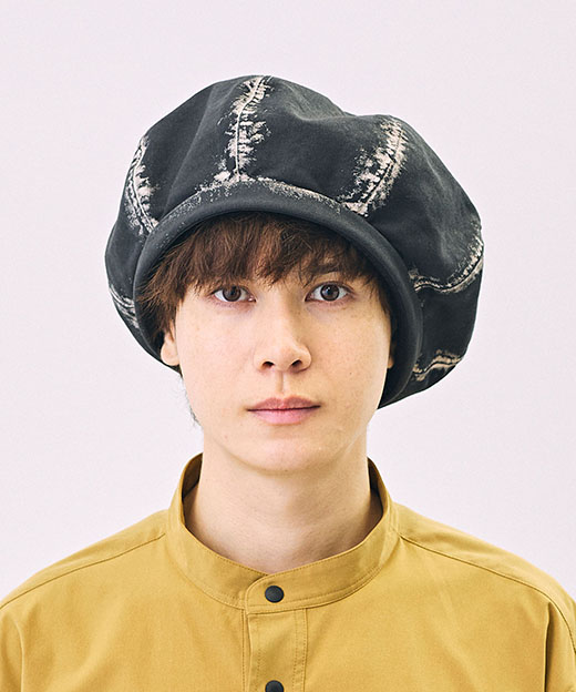 モデル頭囲：54.5cm 着用サイズ：ONESIZE