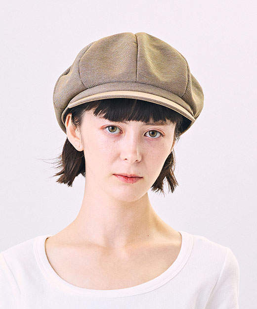 BEIGE　モデル頭囲：52cm