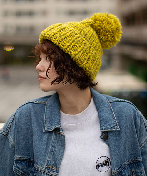 YELLOW モデル頭囲：56cm