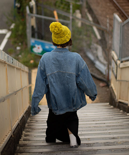 YELLOW モデル頭囲：56cm