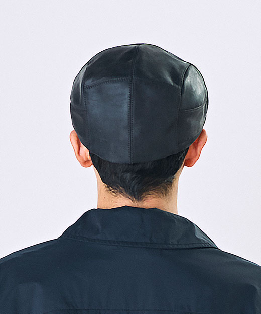 モデル頭囲：56cm 着用サイズ：ONESIZE