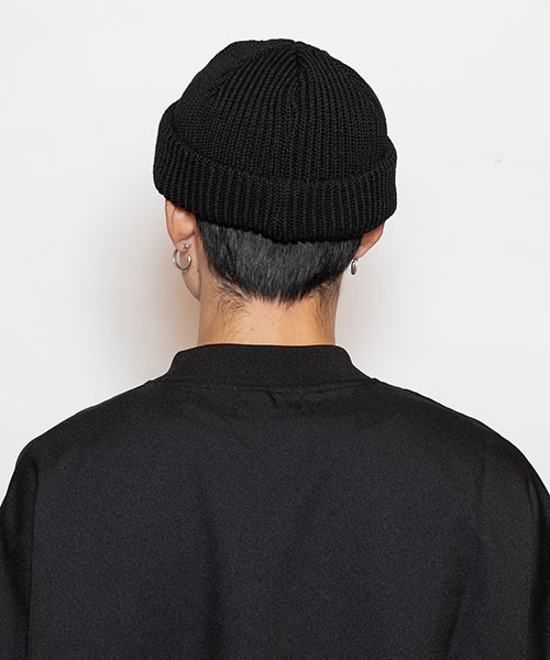 モデル頭囲：58.5cm 着用サイズ：ONESIZE