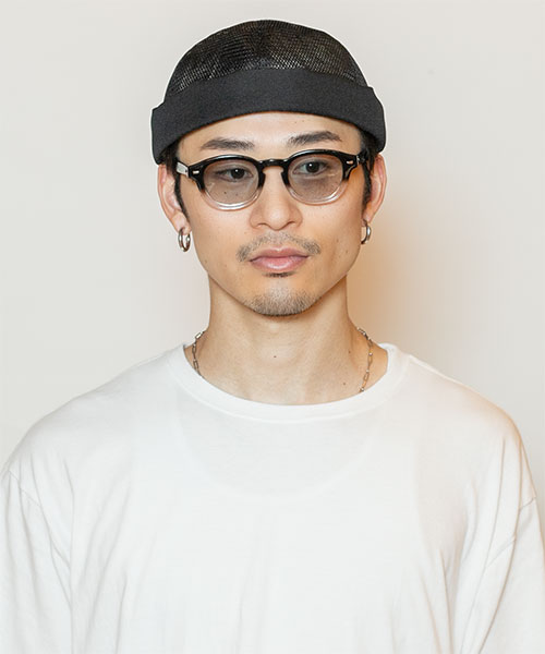 モデル頭囲：58.5cm 着用サイズ：ONESIZE