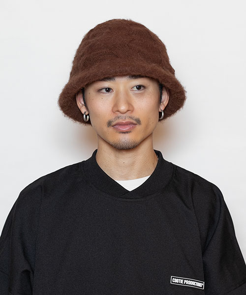 モデル頭囲：58.5cm 着用サイズ：ONESIZE