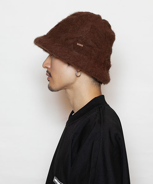 モデル頭囲：58.5cm 着用サイズ：ONESIZE