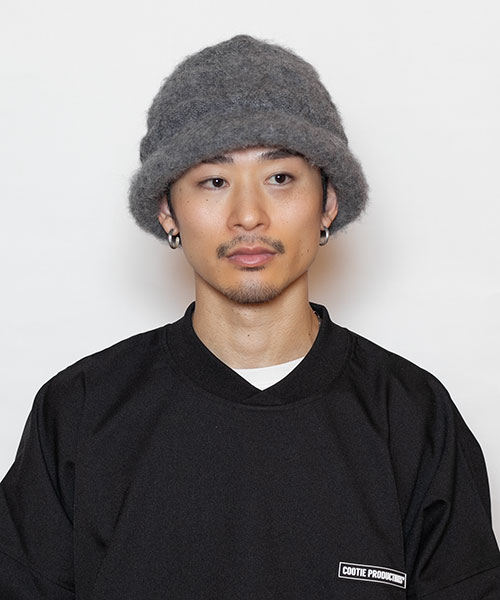 モデル頭囲：58.5cm 着用サイズ：ONESIZE