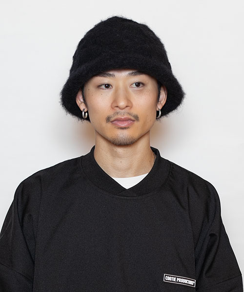 モデル頭囲：58.5cm 着用サイズ：ONESIZE