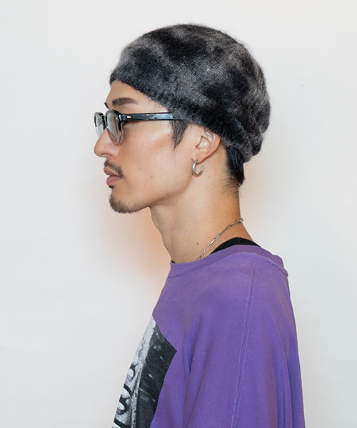 Model's head circumference: 58.5cm, wearing size ONESIZE