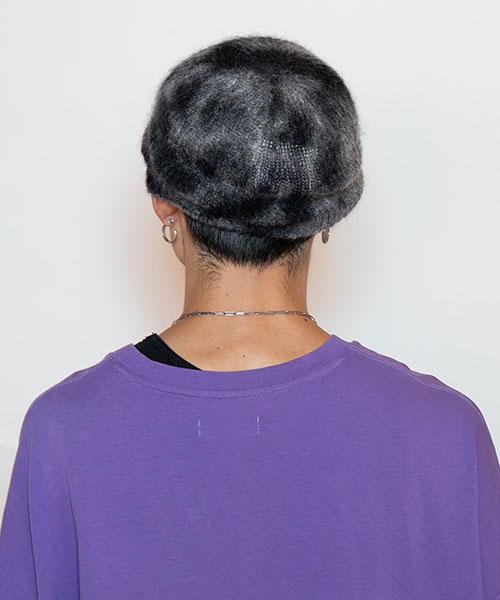 Model's head circumference: 58.5cm, wearing size ONESIZE