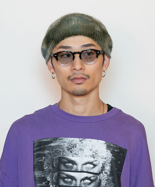 Model's head circumference: 58.5cm, wearing size ONESIZE
