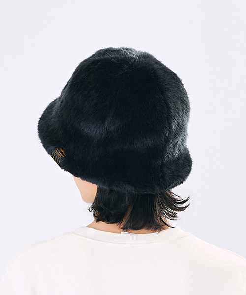 BLACK モデル頭囲：58cm