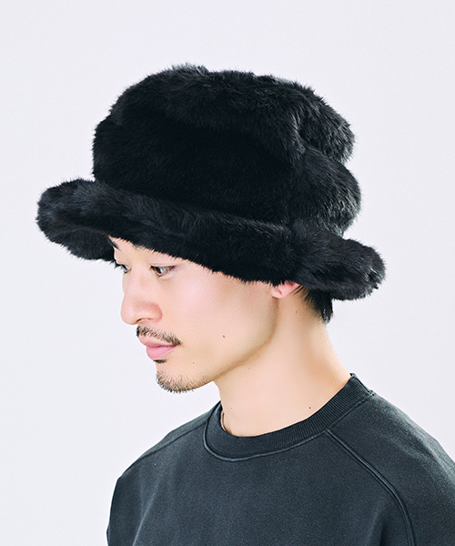 BLACK モデル頭囲：58.5cm
