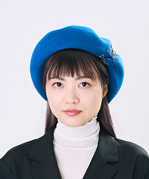 BLUE モデル頭囲：56㎝