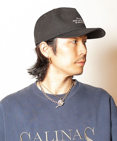 BLACK モデル頭囲：58cm