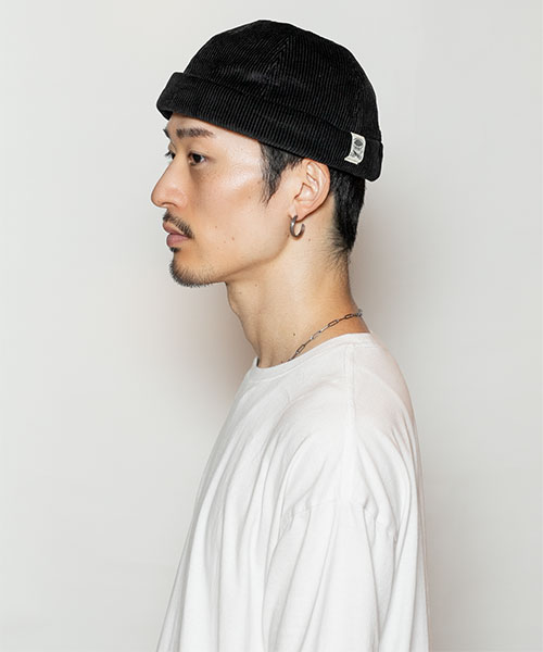 BLACK モデル頭囲：58.5cm
