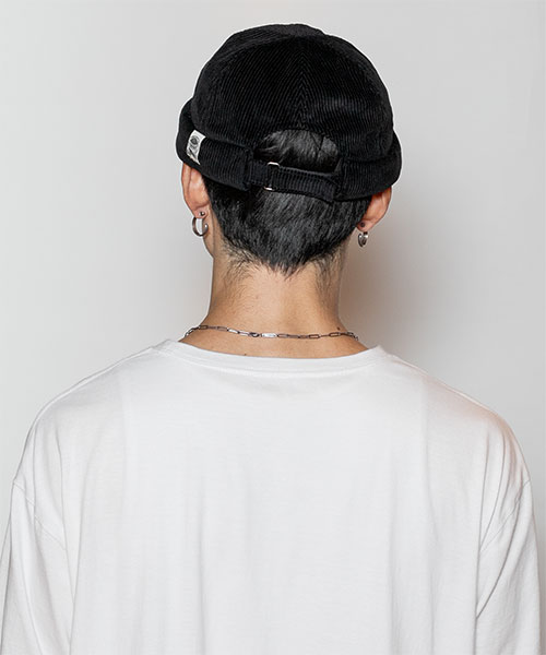 BLACK モデル頭囲：58.5cm