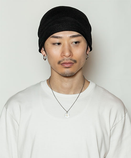 BLACK モデル頭囲：58.5cm